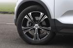 Volvo XC40 T4 Inscription 2018 года (UK)